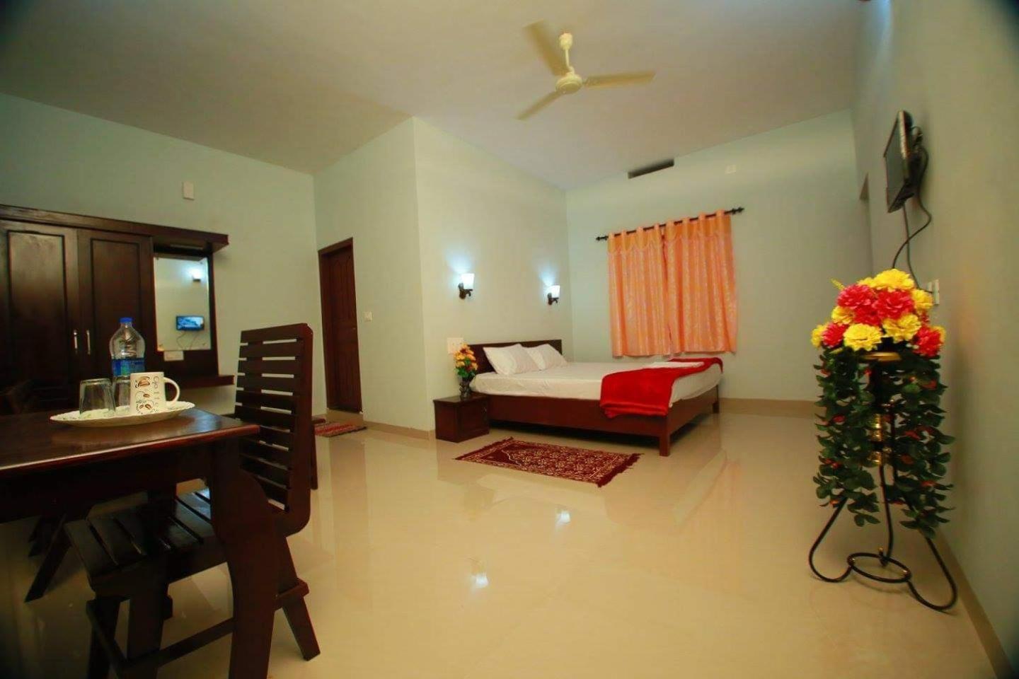 Pkn Homestay Thekkady Kumily Exteriör bild
