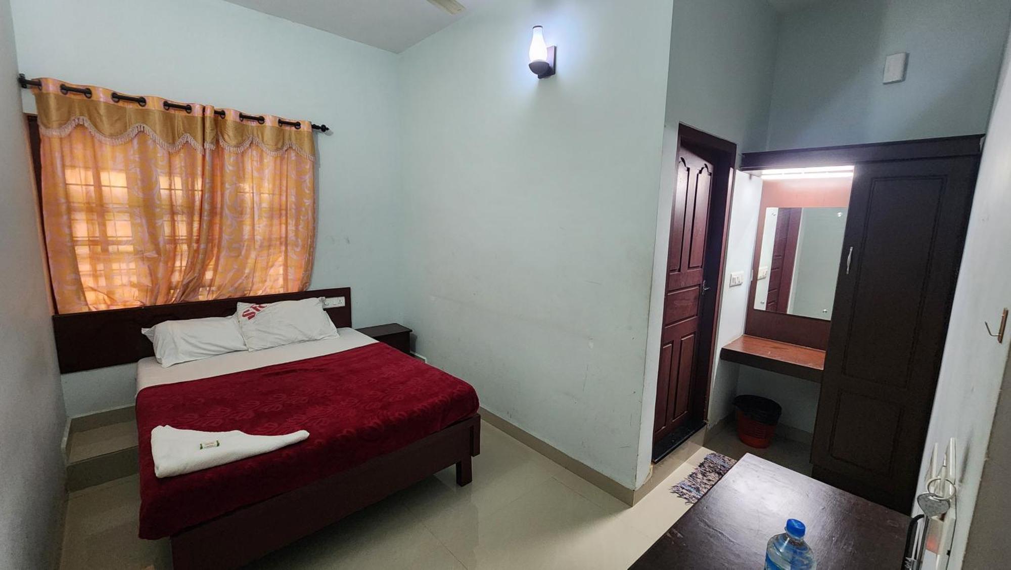 Pkn Homestay Thekkady Kumily Exteriör bild